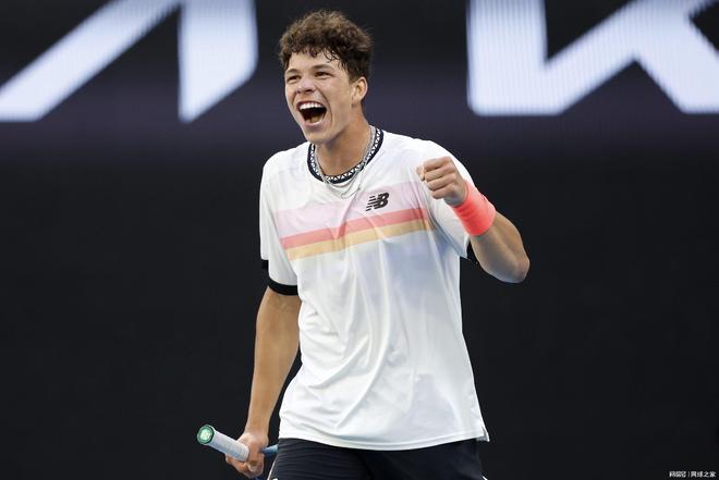 阿尔瓦雷斯 阿尔瓦雷斯