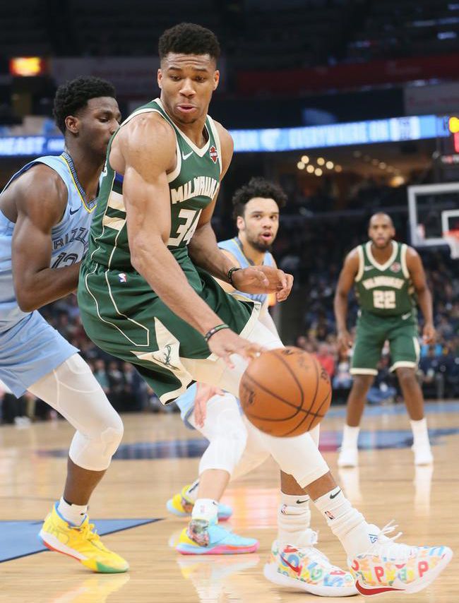 而表现平平 而表现平平